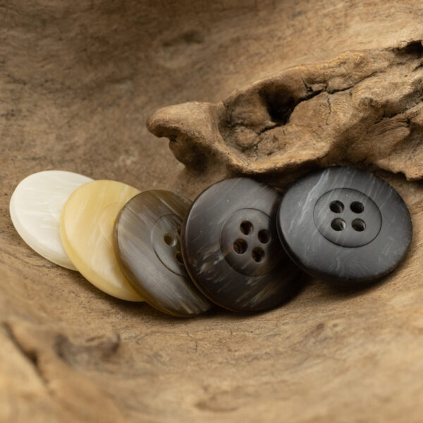 Wood Grain Gradient Resin Buttons for White Linen Cotton Suits 20pcs - Lots of Buttons