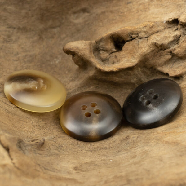 Premium Amber Resin Buttons for Autumn Winter Wool Suit,30 Pack