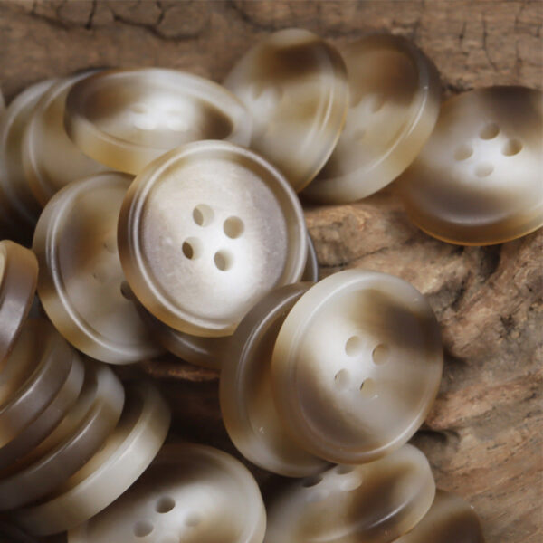 15-30mm Amber Four-Hole Resin Buttons for Casual Trousers 50 Pack - Image 4