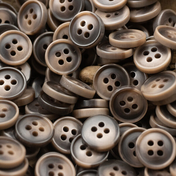 11.5mm Bowl-Shaped Imitation Wood Grain Resin Buttons 40 Pack - Image 7