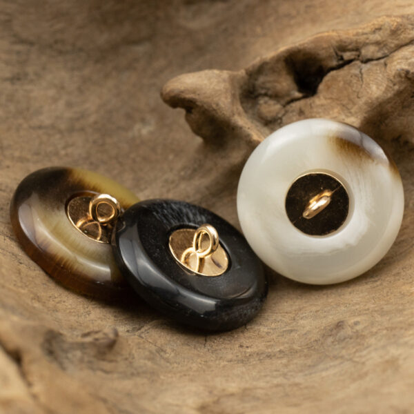 15-28mm Flat Brown Resin Buttons with Metal Stems 30 Pack - Image 2