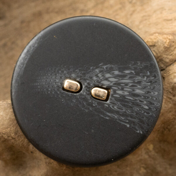 15-28mm Flat Brown Resin Buttons with Metal Stems 30 Pack - Image 5