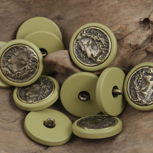 Round Resin Button with Inlaid Bronze-Colored Lion King Metal Pattern 10pcs - Image 3