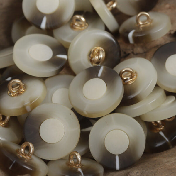 15-25mm Frosted Beige Brown Luxurious Resin Buttons 10pcs - Image 2