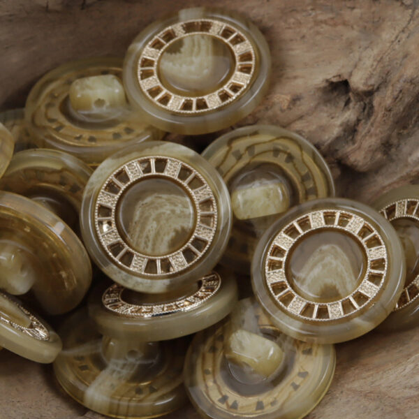 Luxurious Antique Gold Tone Chessboard Pattern Resin Buttons 10pcs - Image 5