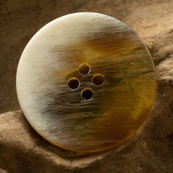 15-30mm Gradient Imitation Amber Pattern Resin Buttons 20pcs - Image 5