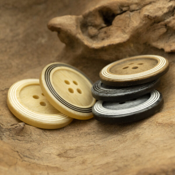 Khaki Yellow Wood Grain Buttons with 3 Circular Track 30 Pack - Image 3