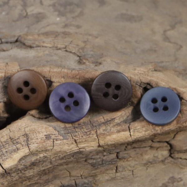 11.5mm Deep Purple Natural Fruit Buttons for Corduroy Shirts 40 Pack - Image 2
