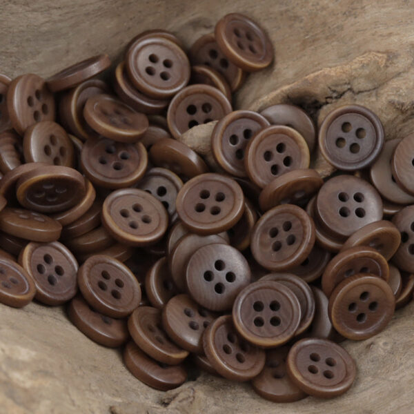 11.5mm Deep Purple Natural Fruit Buttons for Corduroy Shirts 40 Pack - Image 3