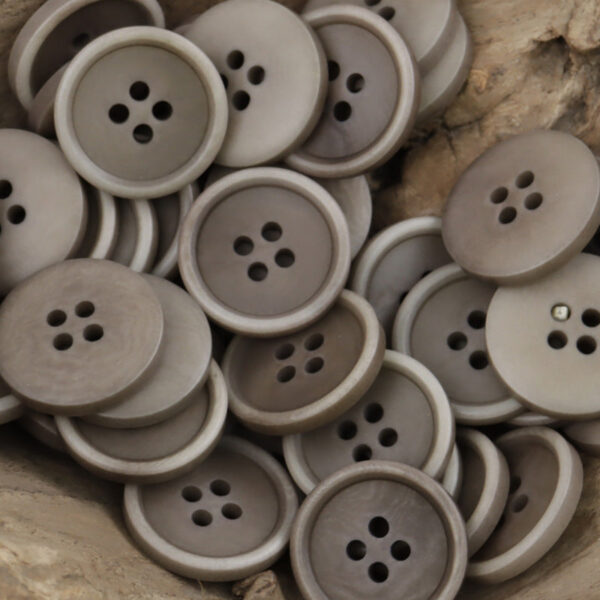 20mm Rose Red Natural Fruit Buttons for Knitted Hats and Bags 10pcs - Image 2