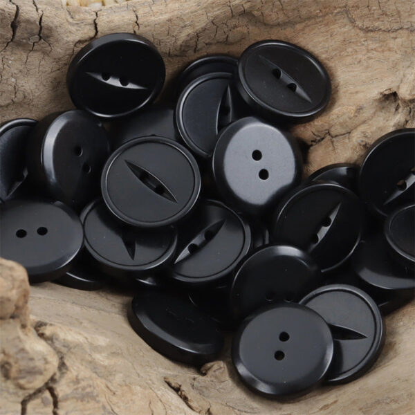 Round Two Hole Fish-Eye Thin-Edged Natural Corozo Buttons,10pcs