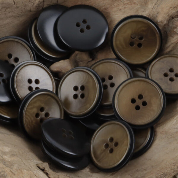 Two-Tone Natural Fruit Buttons for Blue-Black Jackets 10pcs - Image 3