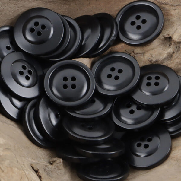 White Four-Hole Fruit Tagut Nut Buttons for Hoodies 10pcs - Image 5