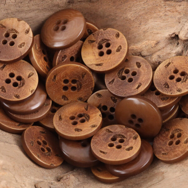 Iris Natural Tagut Nut Buttons for Haute Couture Suits 5pcs - Image 5
