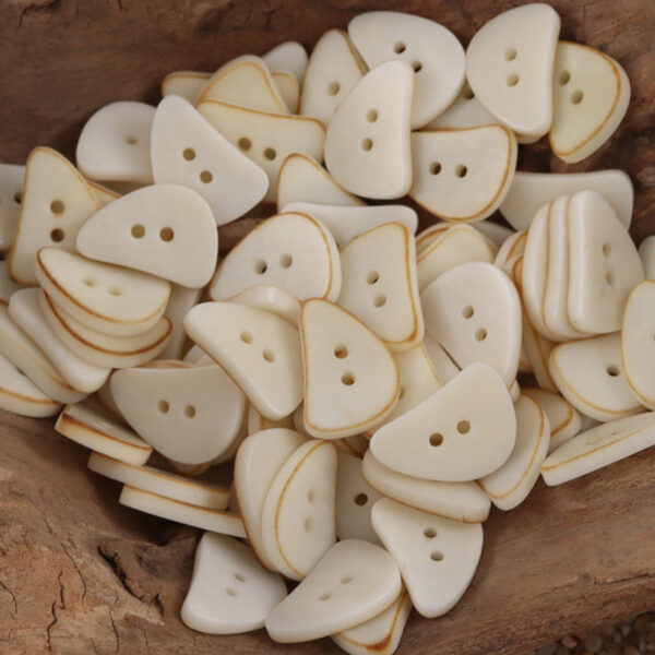 Cute Crescent Moon Natural Corozo Buttons 10PCS