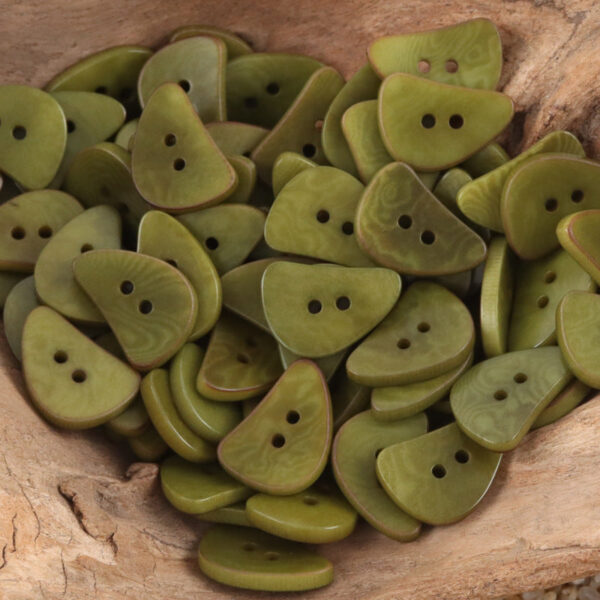 Cute Crescent Moon Natural Corozo Buttons 10PCS
