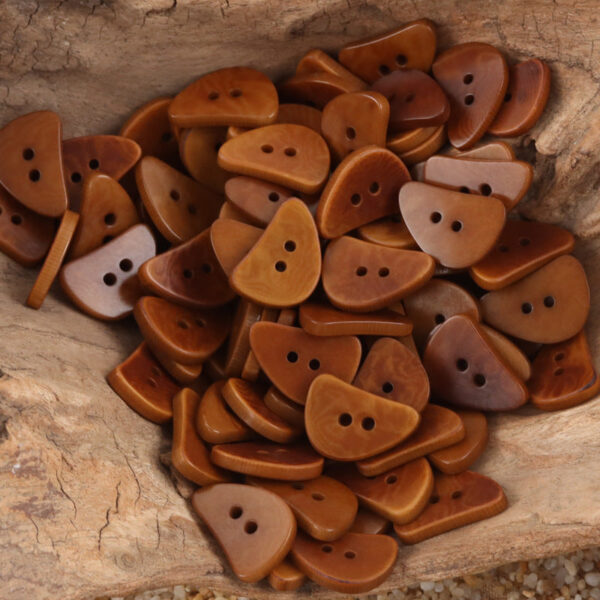 Cute Crescent Moon Natural Corozo Buttons 10PCS