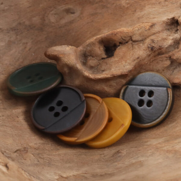 Dark Green Creative Half-Cut Tagut Nut Buttons for Retro Elegant Dresses 10pcs - Image 3