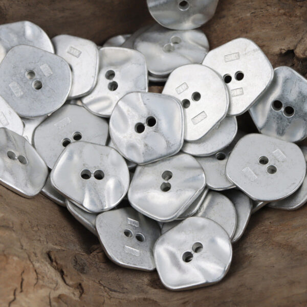 Vintage Irregular Zinc Alloy Metal Buttons for Coats,10pcs