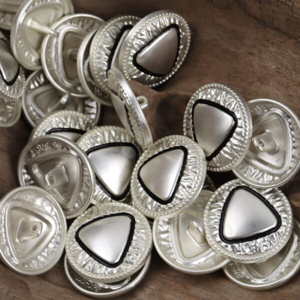 18mm 23mm Bronze Silver Triangle Pattern Metal Shank Buttons 10pcs - Image 3