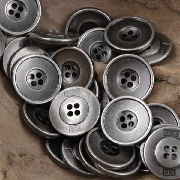 Vintage Rusty Metal 4 Hole Buttons for Denim Shirts 10pcs - Image 5