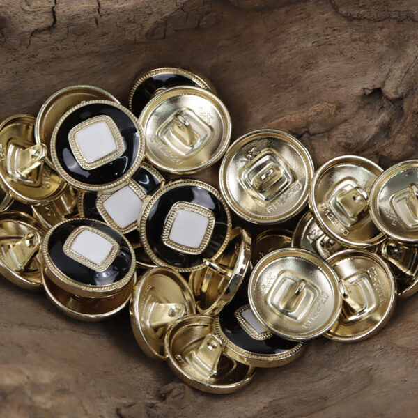 Round Gold and Silver Metal Buttons with Embedded Square Patterns 10pcs - Image 4