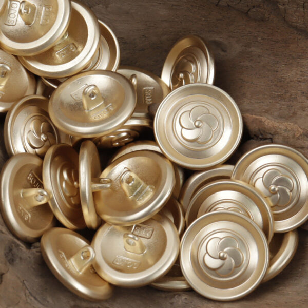Round Vintage Camellia Bronze Metal Shank Buttons 10pcs - Lots of Buttons