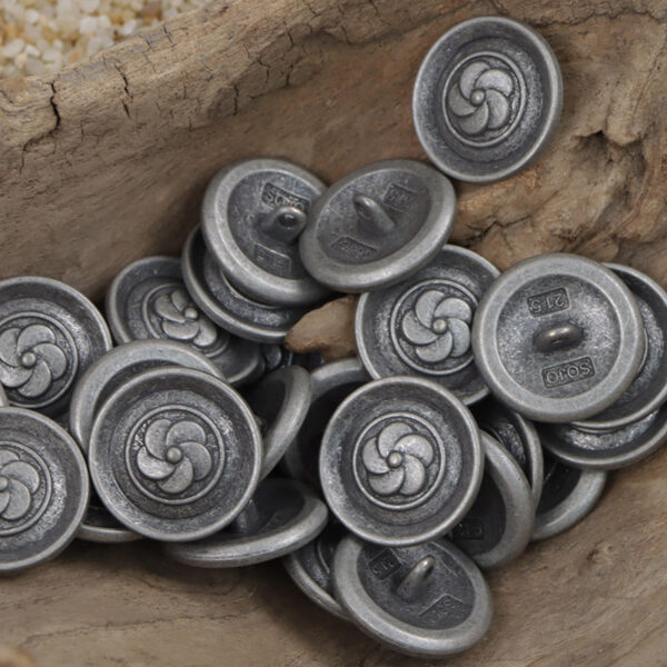 Round Vintage Camellia Bronze Metal Shank Buttons 10pcs - Lots of Buttons
