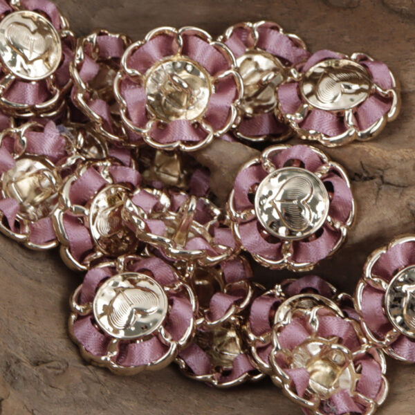 Flower-Shaped Heart Decorative Gold Buttons for Stringing and DIY Crafts 10pcs - Image 4