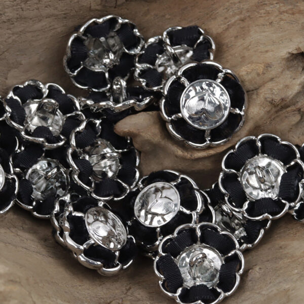 Flower-Shaped Heart Decorative Gold Buttons for Stringing and DIY Crafts 10pcs - Image 7