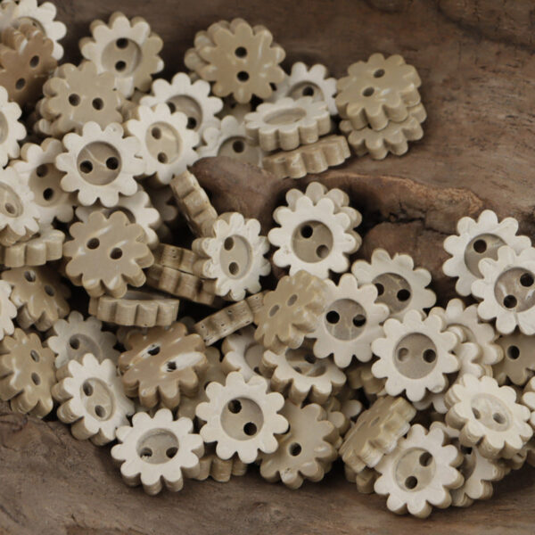 Sunflower Gear Bread Shaped 2 Hole Coconut Shell Buttons 60 Pack - Image 3