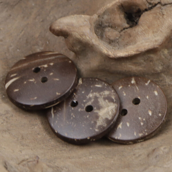 Black Coffee 4-Hole Natural Coconut Shell Buttons 100pcs - Lots of Buttons