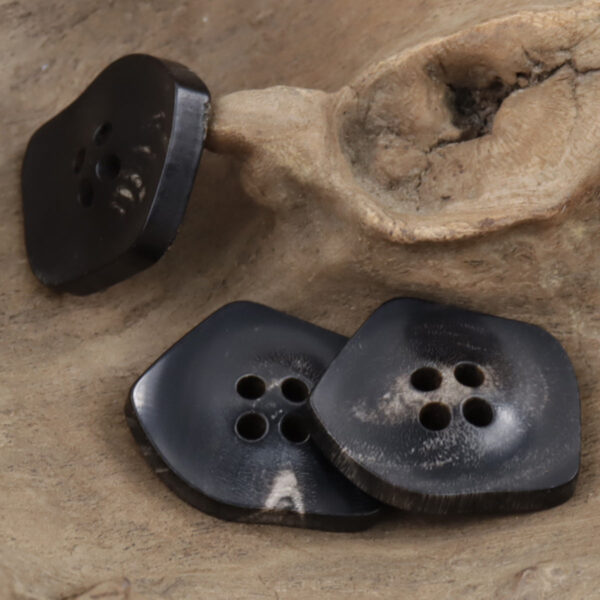 Irregular Vintage Black Brown 4 Hole Horn Buttons,10pcs - Lots of Buttons