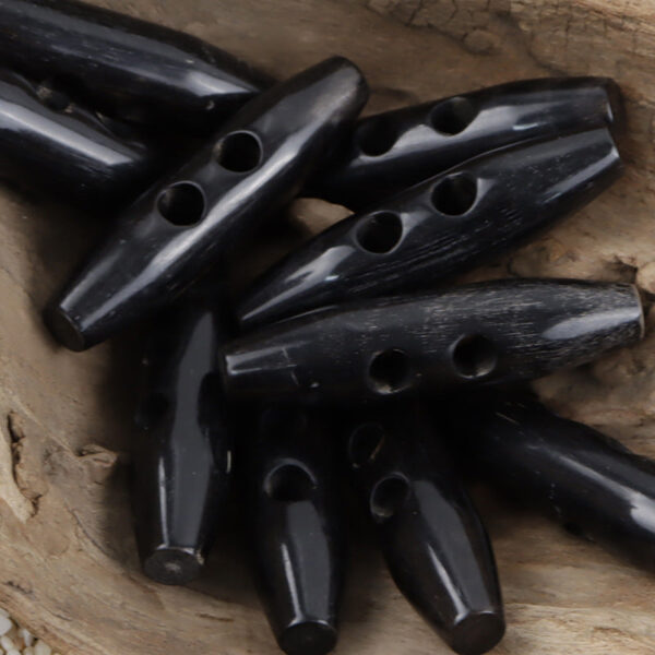 50mm Two-Hole Black and Brown Natural Horn Toggle Buttons 5pcs - Image 2