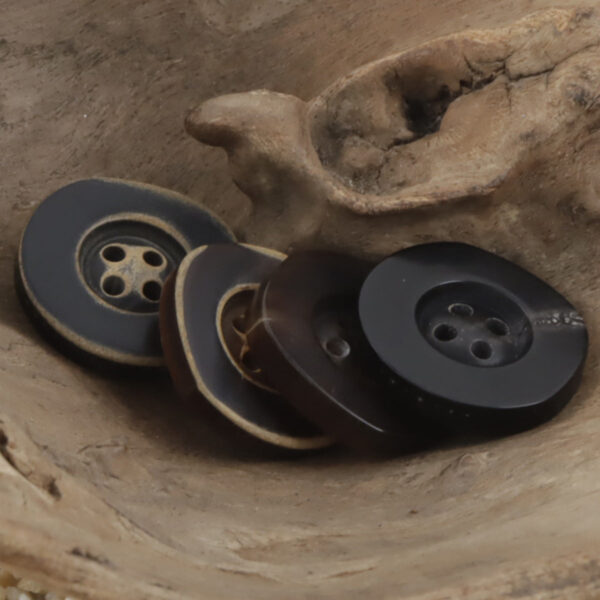 Vintage Irregular Wide-Edged Natural Real Horn Buttons,10PCS
