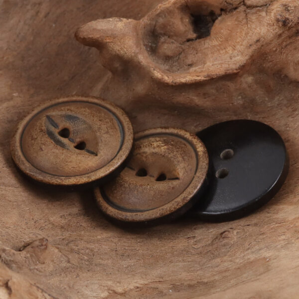 Retro Burnt Yellowish Natural Fish-Eye Horn Buttons 10pcs - Image 2