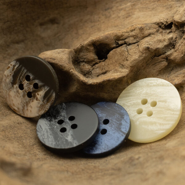 Flat Rippled Round 4 Hole Resin Buttons 30pcs - Lots of Buttons