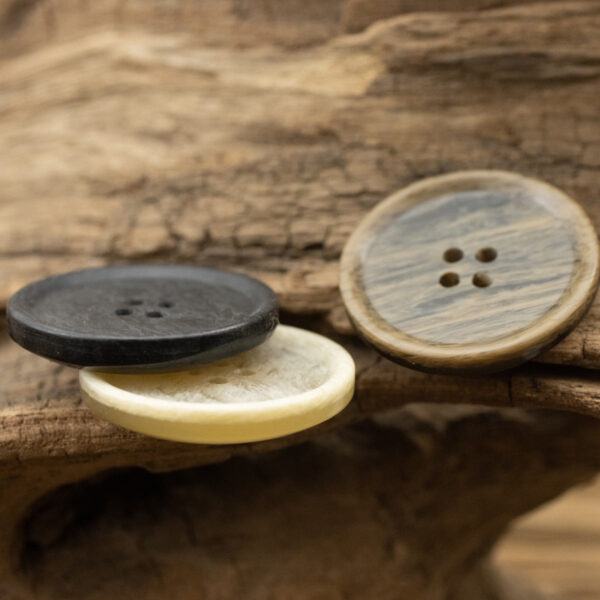15-30mm Beveled Wood Grain Resin Buttons Yellow, Black and Khaki 60 Pack - Image 3