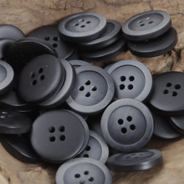 15-25mm Gradient Wood Grain Beige Coffee Resin Decorative Buttons 40 Pack - Image 6