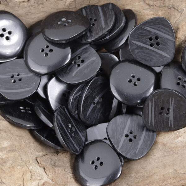Irregular Gradient Imitation Wood Grain Resin Buttons for Coats,20pcs