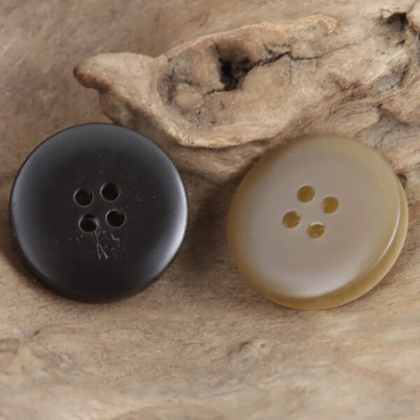 15mm-28mm Khaki Coffee Moonlight Pattern Resin Buttons 40pcs - Image 2
