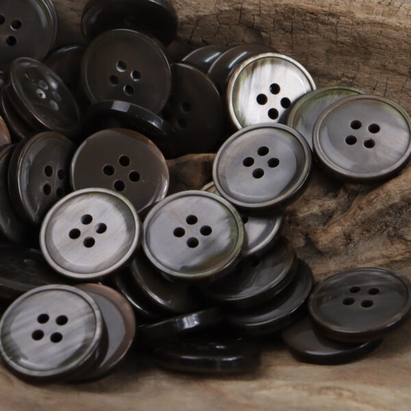 11.5mm - 30mm Round Four-Hole Misty Resin Buttons 40 Pack - Image 5