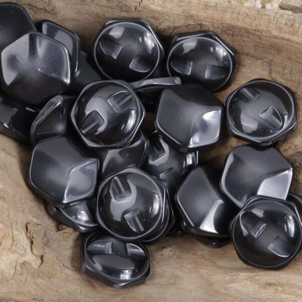 15mm-30mm White Brown Black Hexagonal Resin Buttons 30 Pack - Image 4