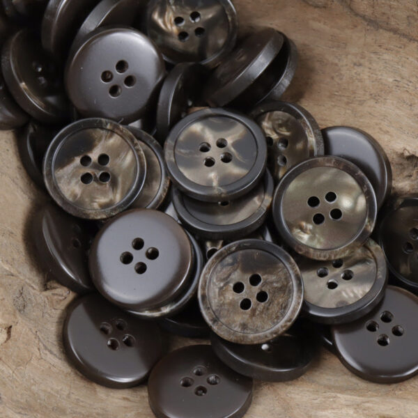 Round Four-Hole Shimmering Pattern Resin Buttons 30 Pack - Image 5