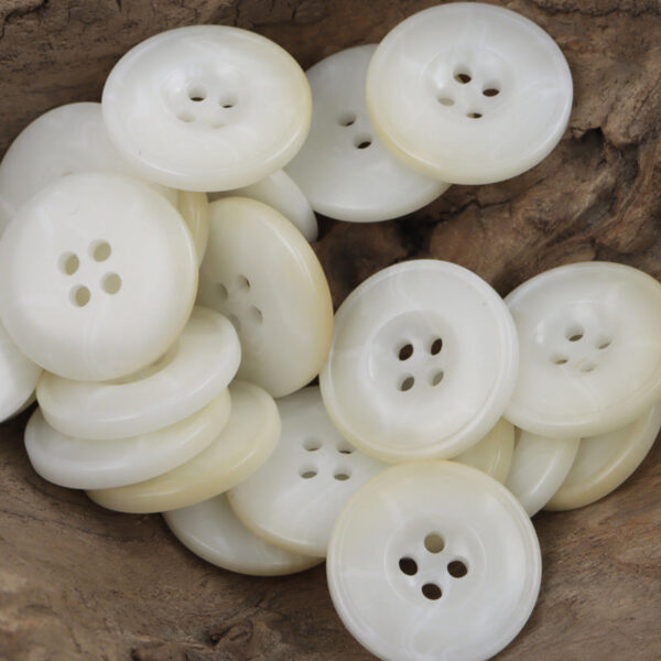 Vintage Burnt-Edge Resin Buttons for Casual Dark Blue Jackets 60 Pack - Image 4