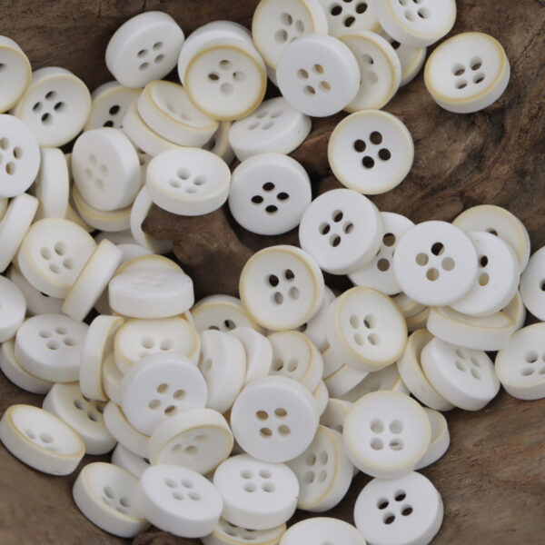 11.5mm Round Black and White Resin Buttons for Casual Shirts 90 Pack - Image 3