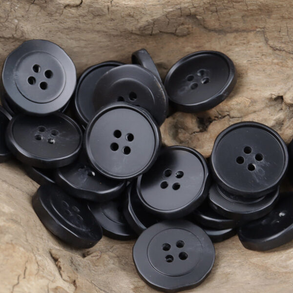 Irregular Black and White Resin Buttons for Casual Pants 20pcs - Image 5