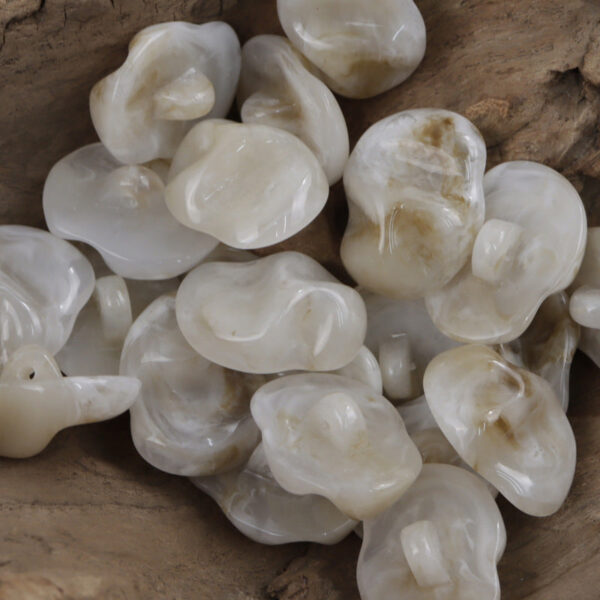 Irregular Imitation Jade Texture Translucent Resin Buttons,10pcs