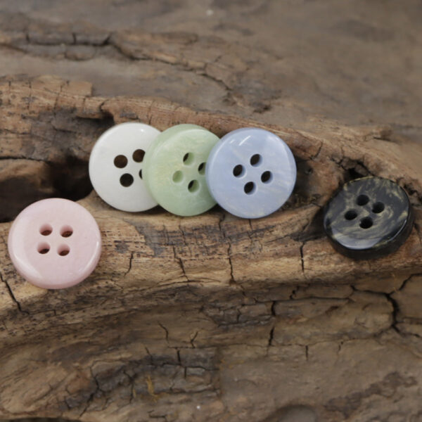 11.5mm Gold-Plated Resin Buttons 4-Hole Fasteners 100 Pack - Lots of Buttons