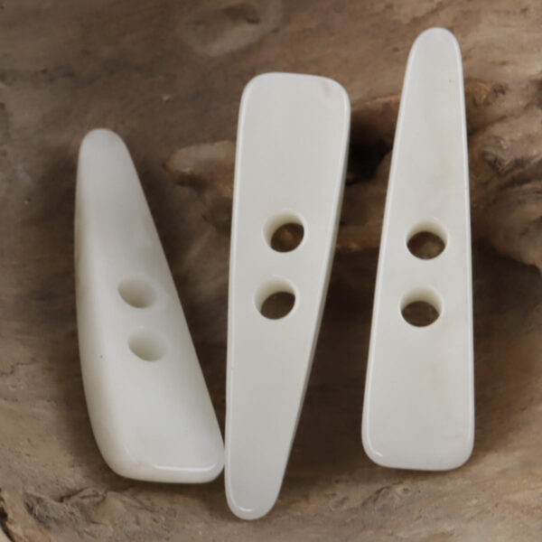 Irregular Long-Shaped White Horn Pattern Resin Toggle Buttons 10pcs - Lots of Buttons